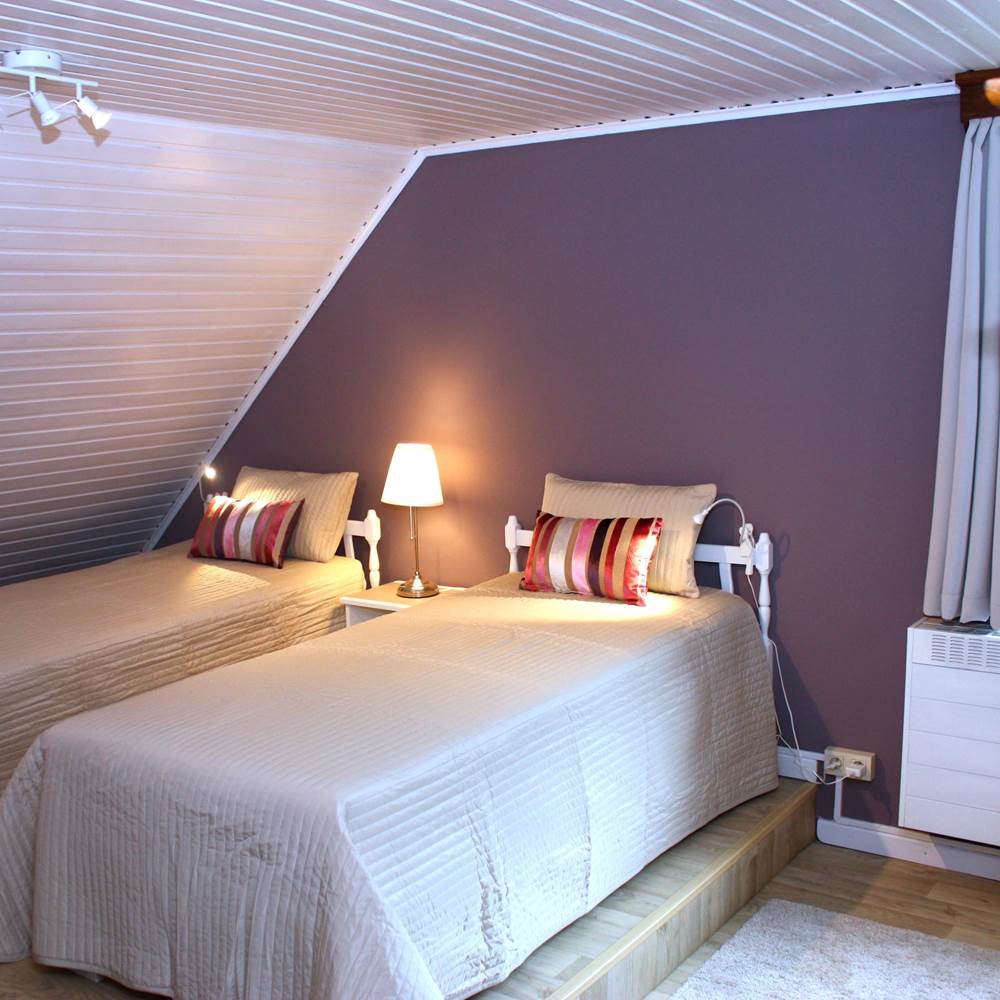 Chambre 2 lits single, coin évier-presta