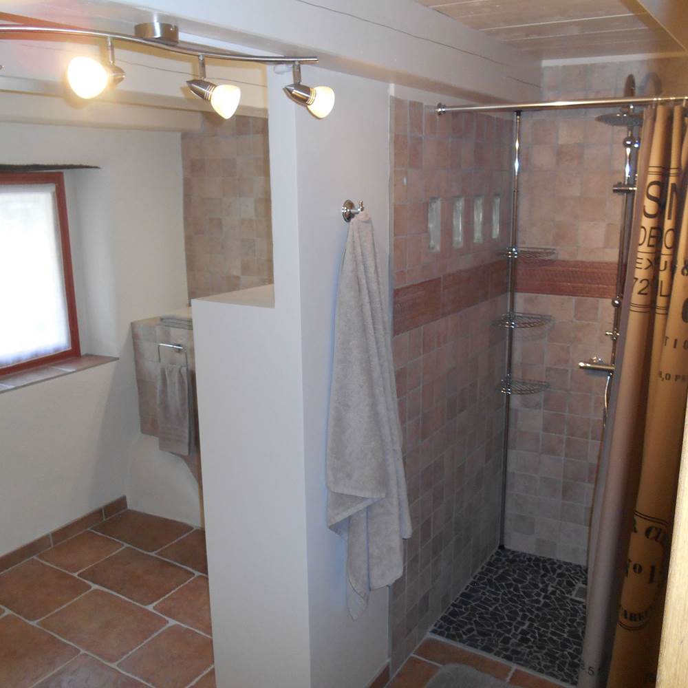 Salle de bains du gite de la Galineta-presta