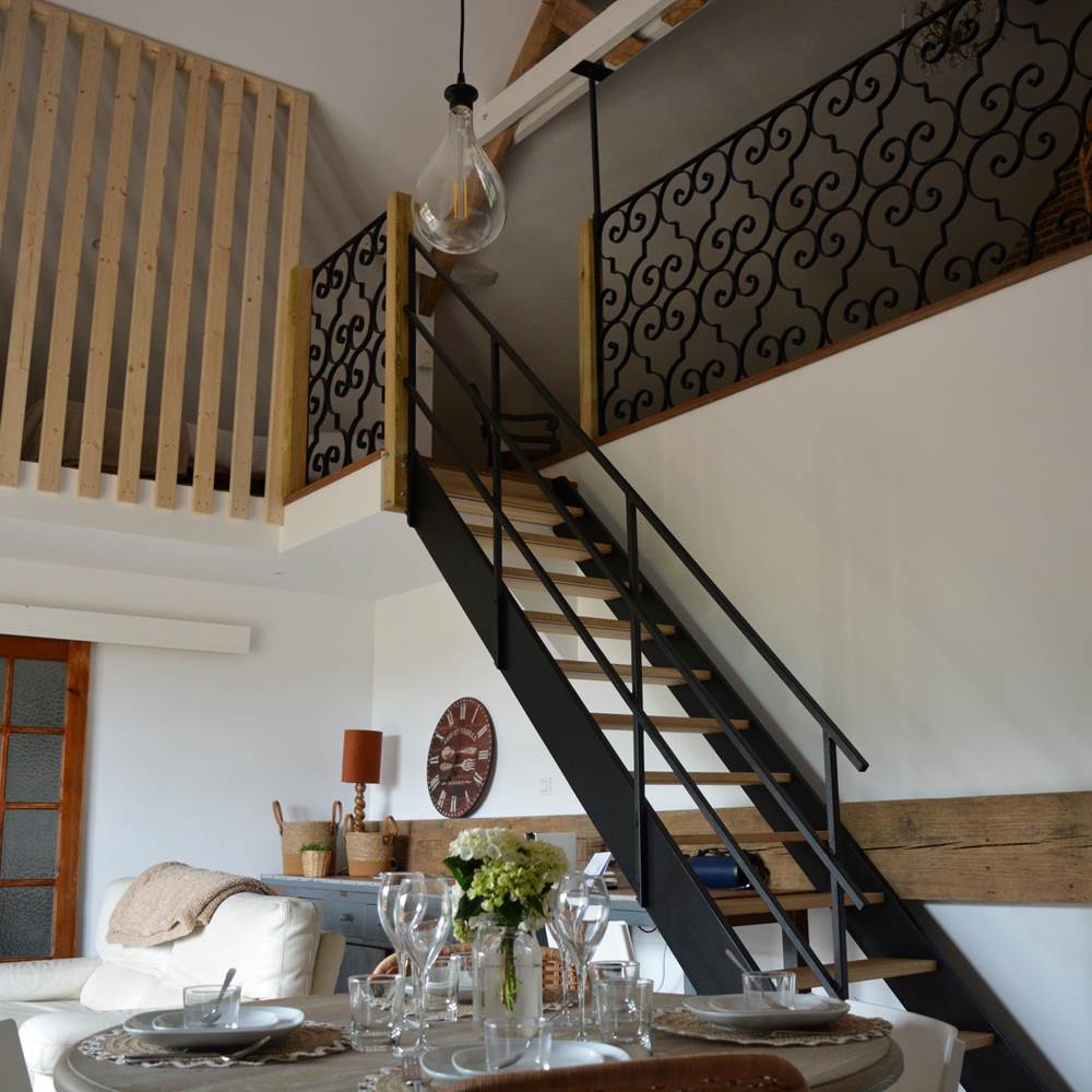 Salon - Accès aux chambres-gallery
