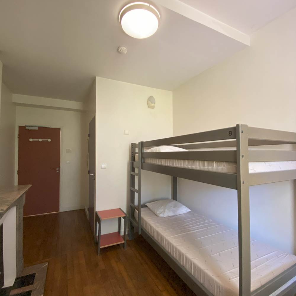 Chambre 2pers 21 Maison du Randonneur AuxR_M_la_rando