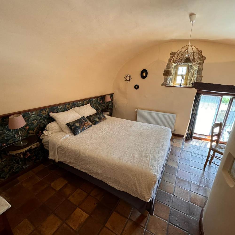 Lit double chambre Capella-presta