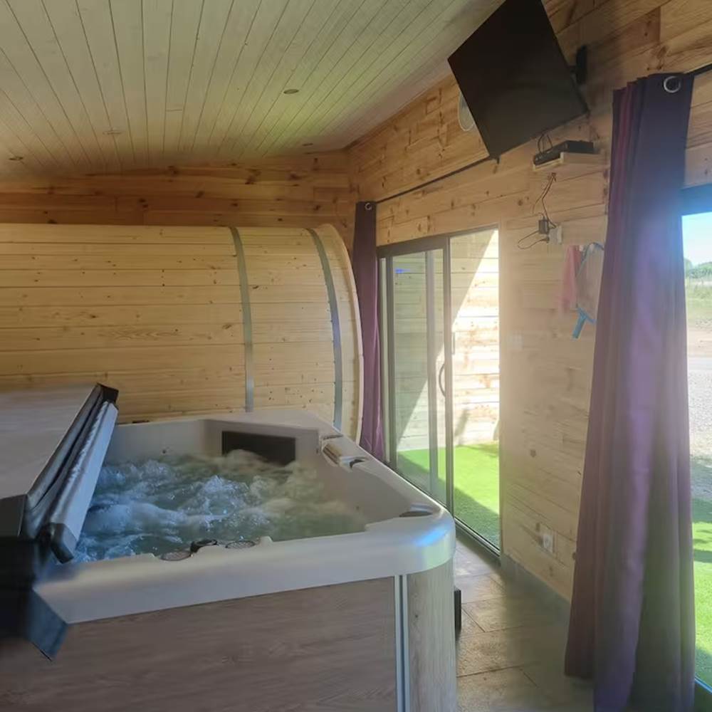 f01d315e-fd89-4c07-bcae-5f96b14bf996-galerie