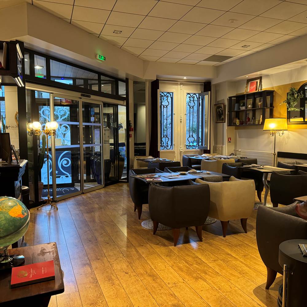 l´entrée de l´hôtel le Vintage à Quimperlé-presta