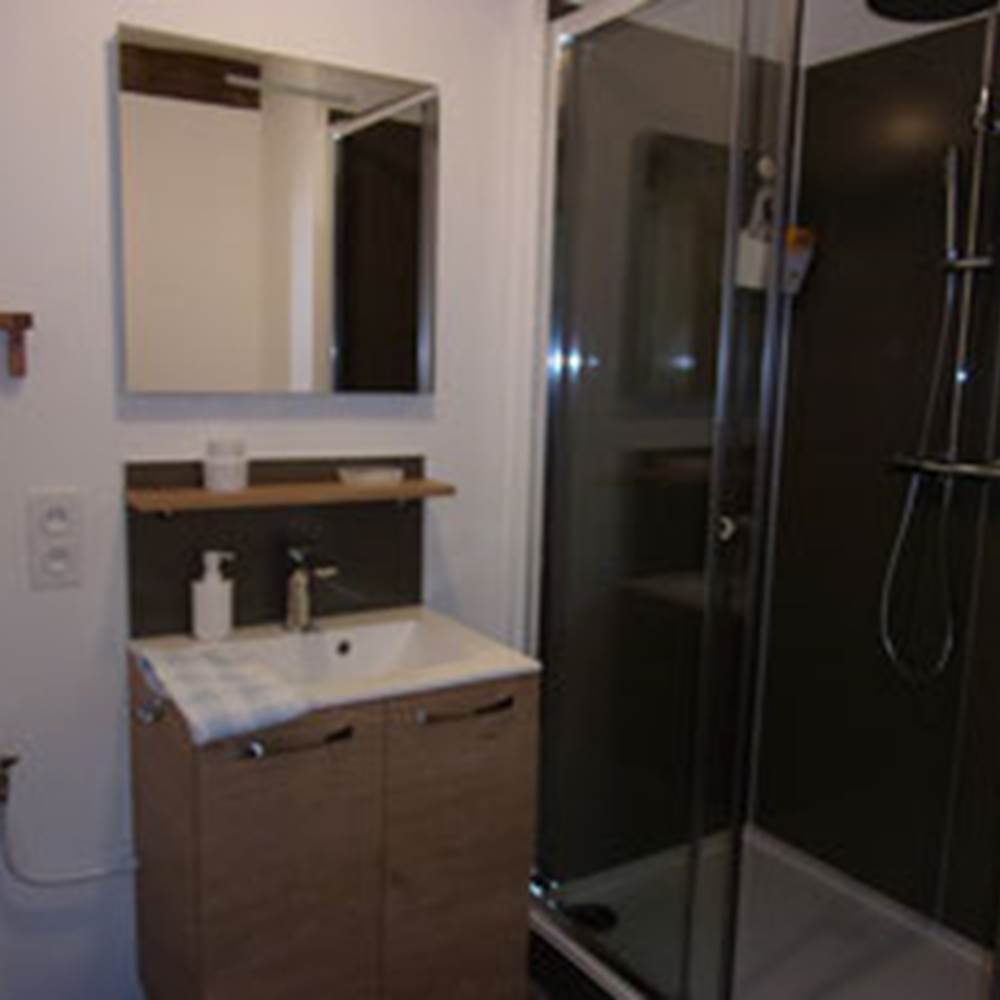 Chambre Taurion, salle d'eau-presta