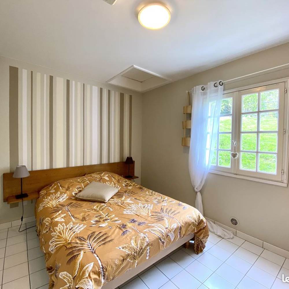 Chambre Behorleguy-gallery