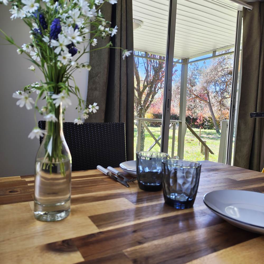 salle a manger vue sur jardin
