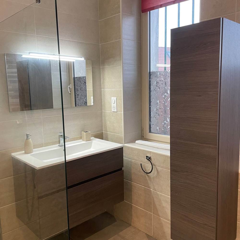 Salle de bain 1er étage vasque
