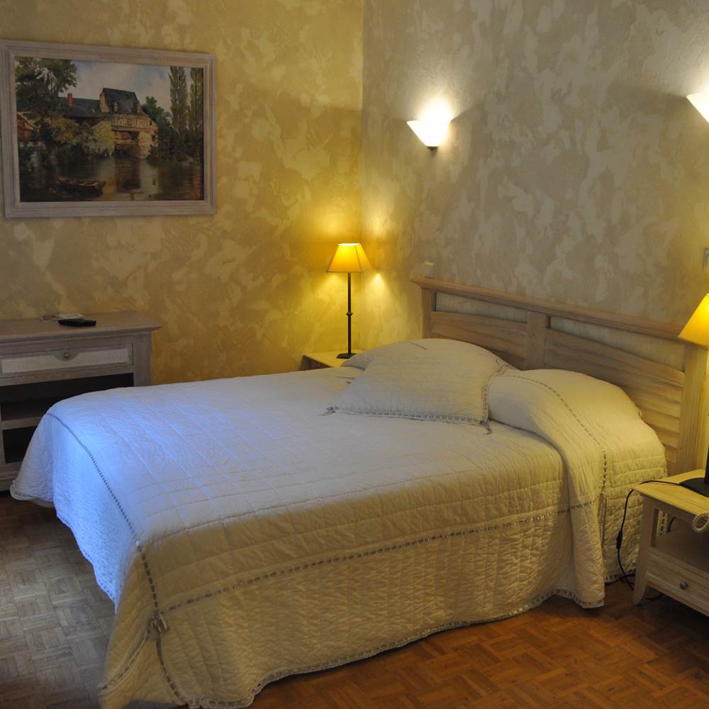 Hostellerie du grand duc chambre double 1-gallery