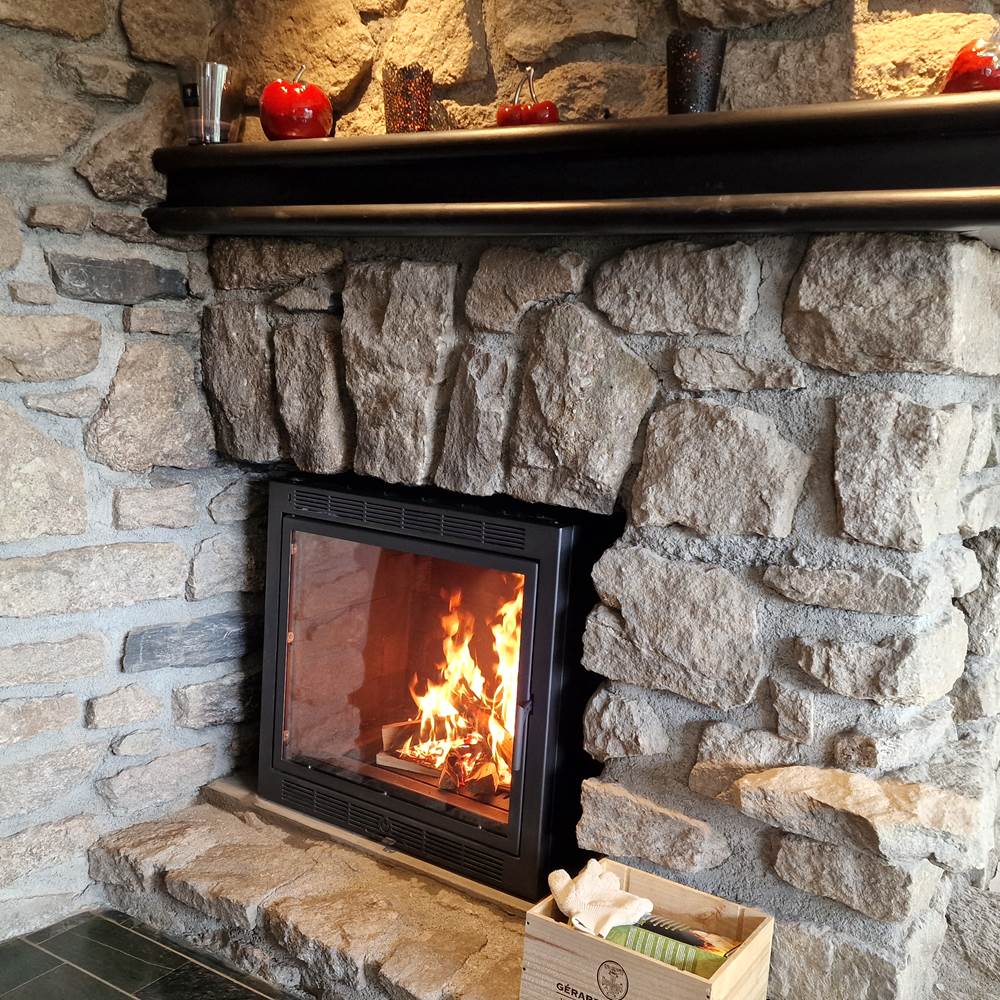 Feu de cheminée-gallery
