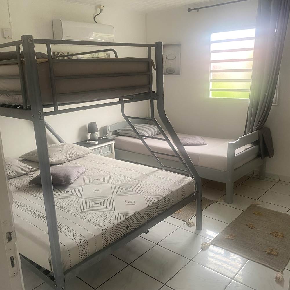 Les Tourterelles / chambre 1