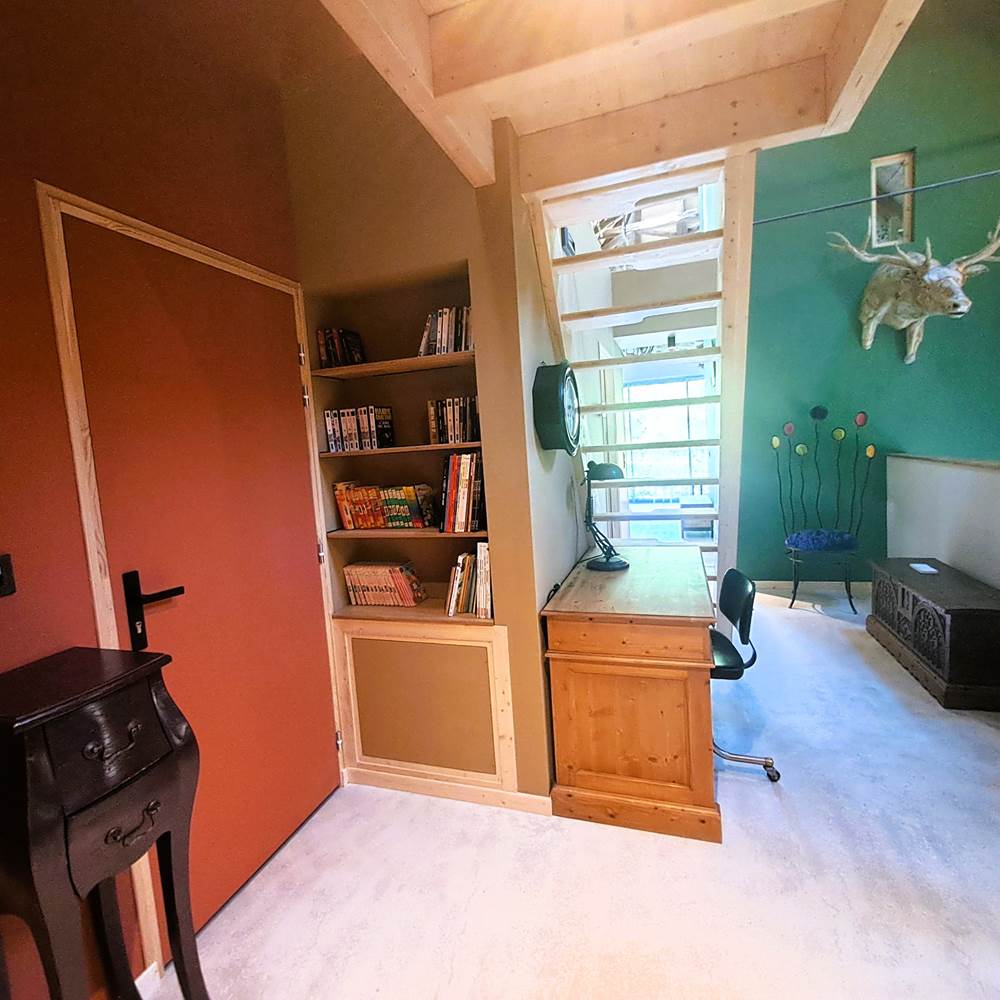 Gîte Val Souvigne_Hall Etage_Coin Bureau_1-presta