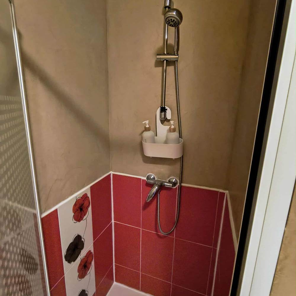 douche-privee-salle-bain-chambre-champetre-centres-aveyron-presta