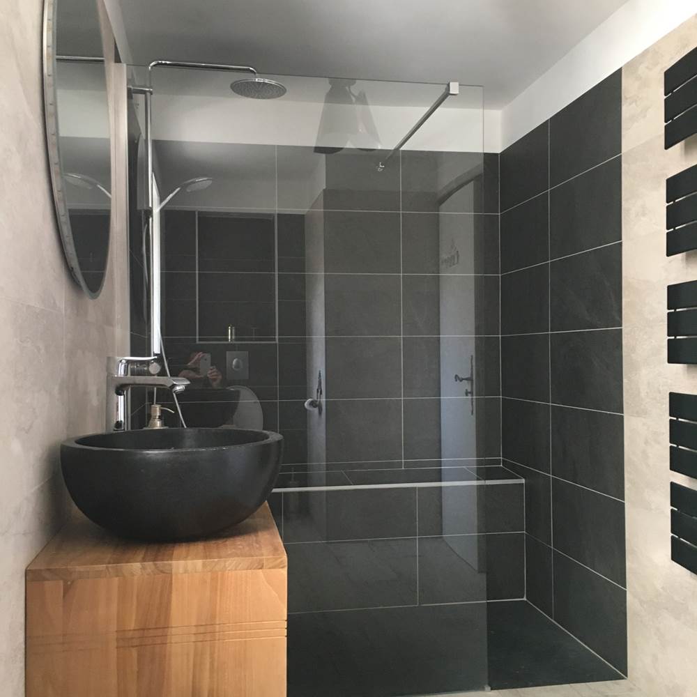 Salle de bain chambre d'hôtes  Safran : un luxe simple-presta