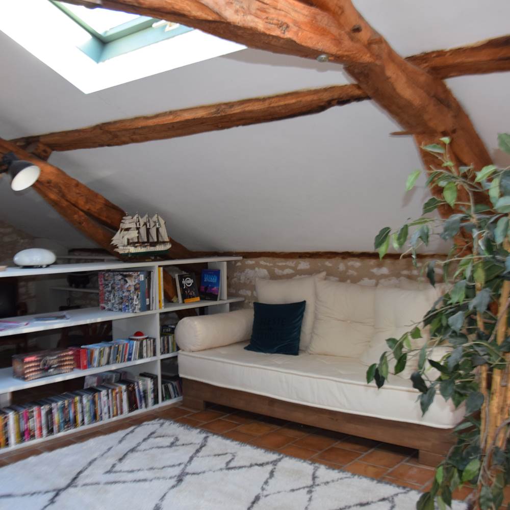 Espace détente maison d'hôtes bibliothèque-presta