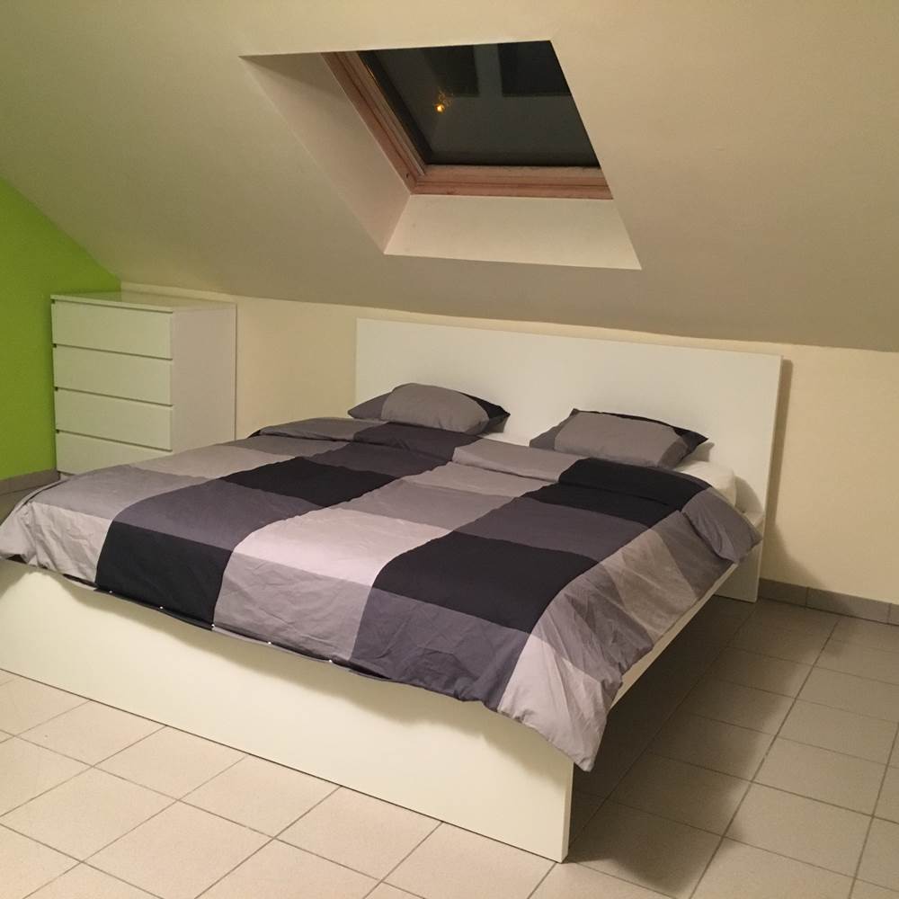 3.1.1. Deuxième étage - première chambre - lit double-presta