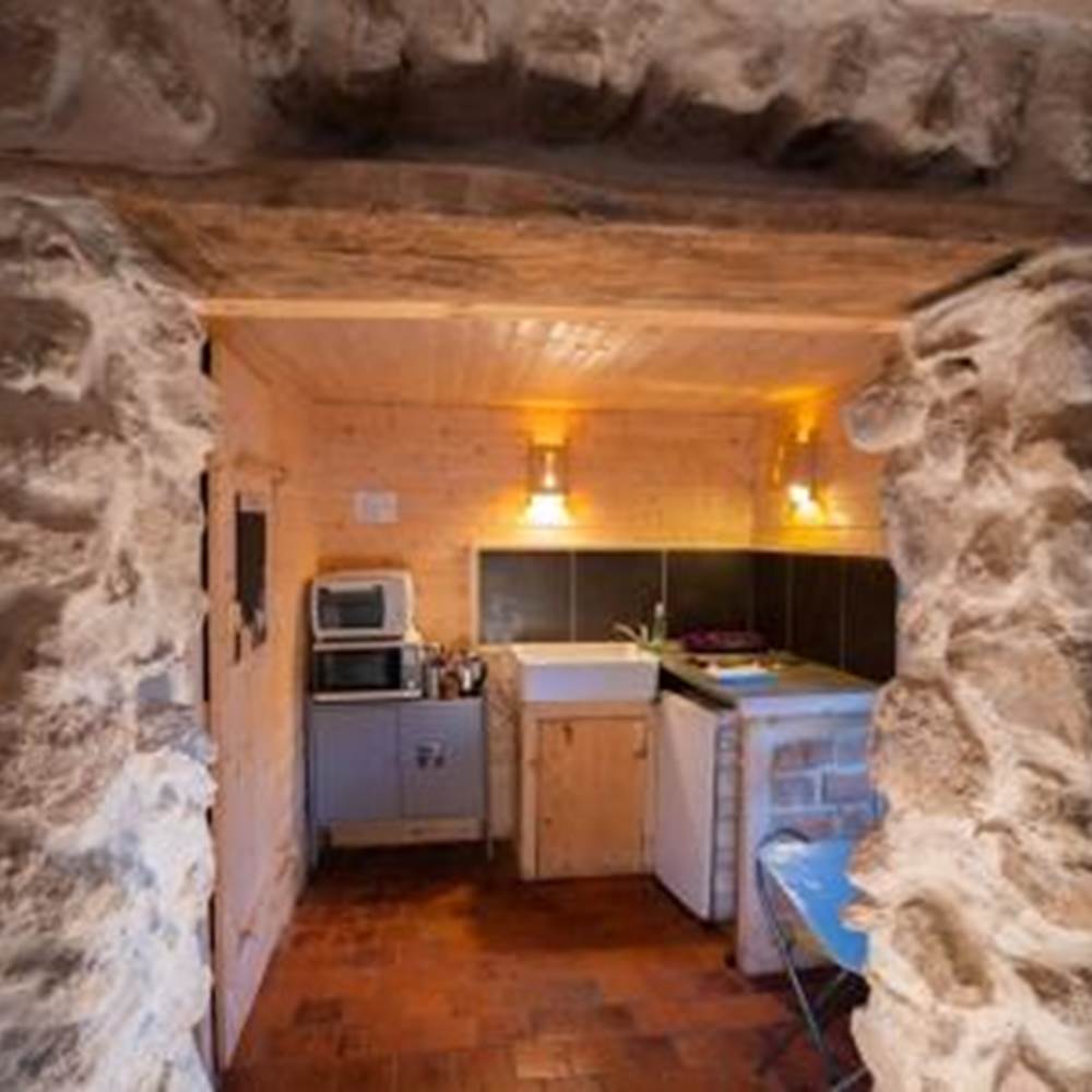 Pierre et bois - kitchenette-presta