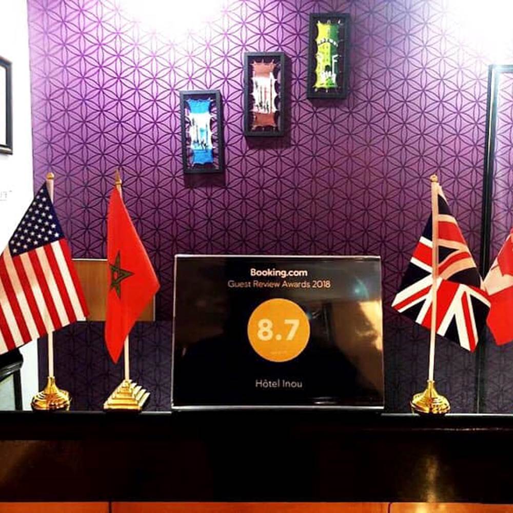 Hôtel Inou - réception-presta