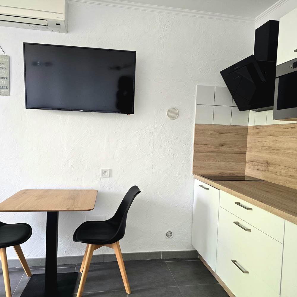 cuisine-vue-mer-agriates-bleu-azur--presta