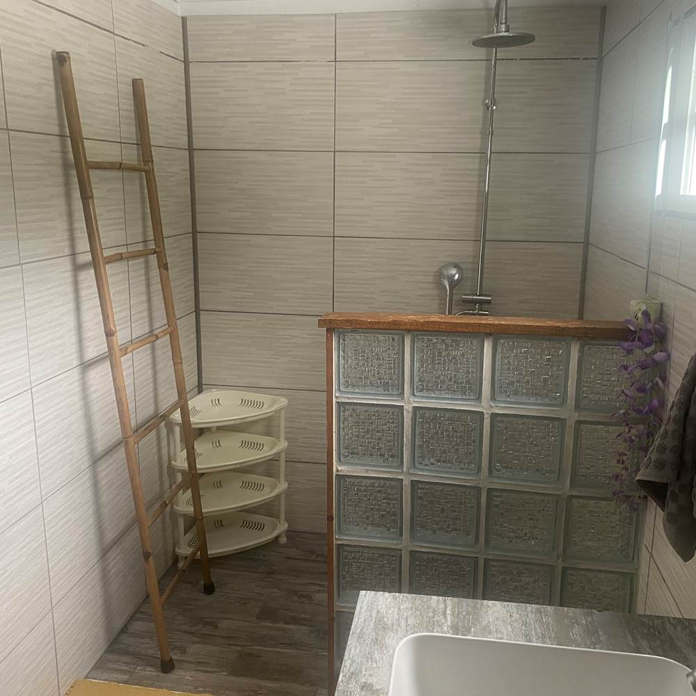 Les Tourterelles / salle de bain
