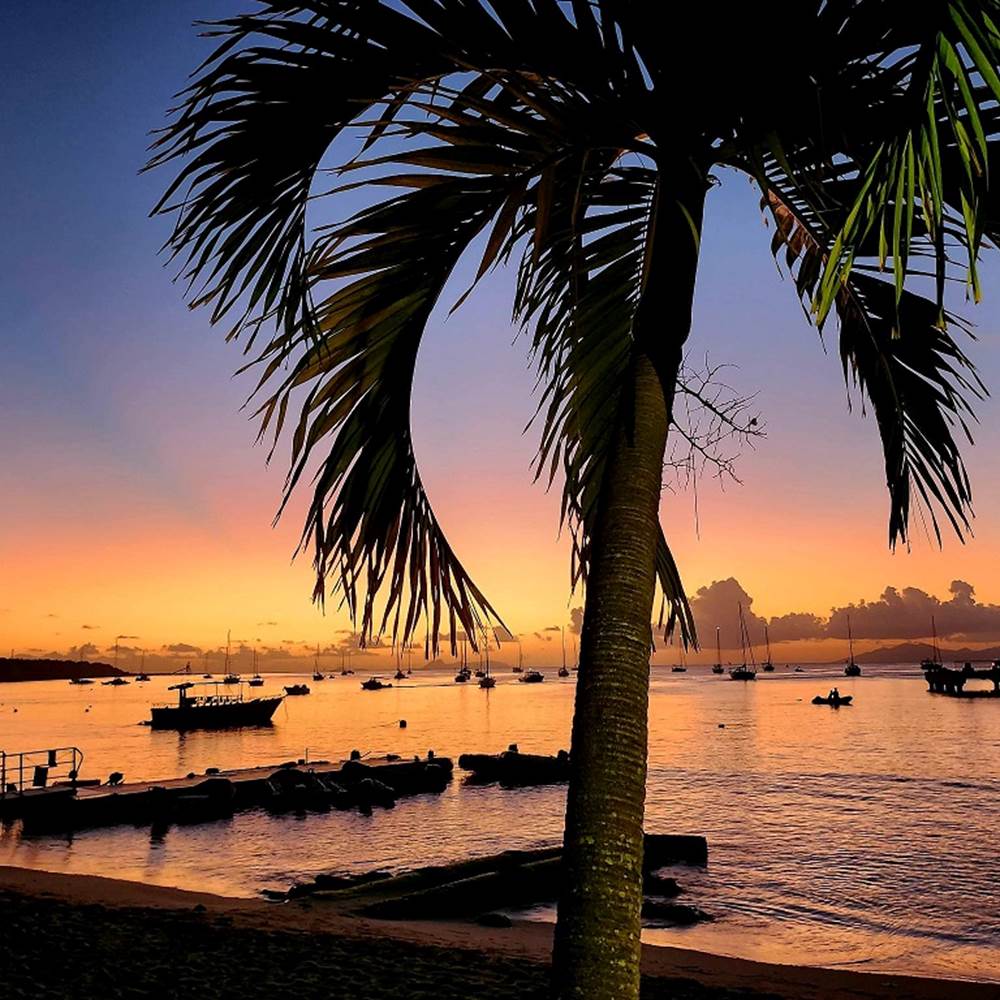 couché de soleil sur Saint-Louis à 1.5 Km-presta