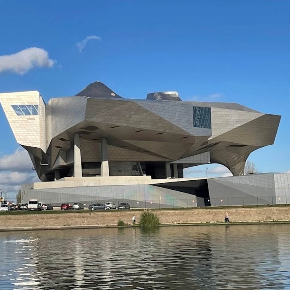 Le gîte La Petite Maison proche de Lyon et du Musée des Confluences, à la confluence du Rhône et de la Saône.-gallery