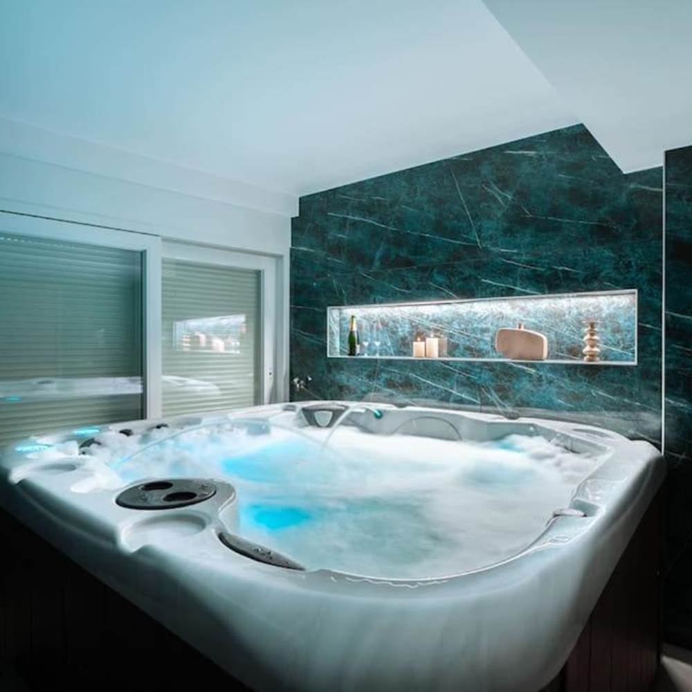 GITE-LA-RUINE-Jacuzzi-presta