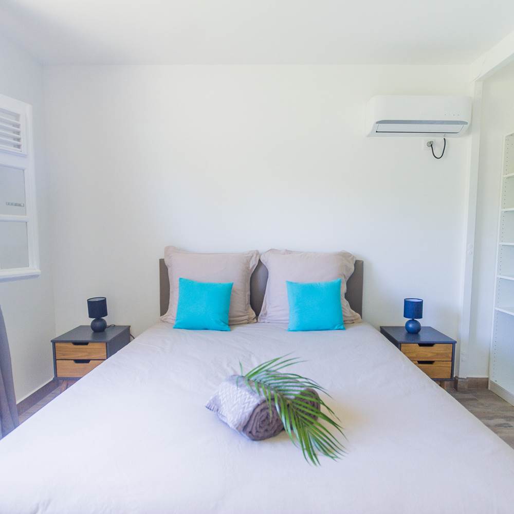 chambre lit double climatisée