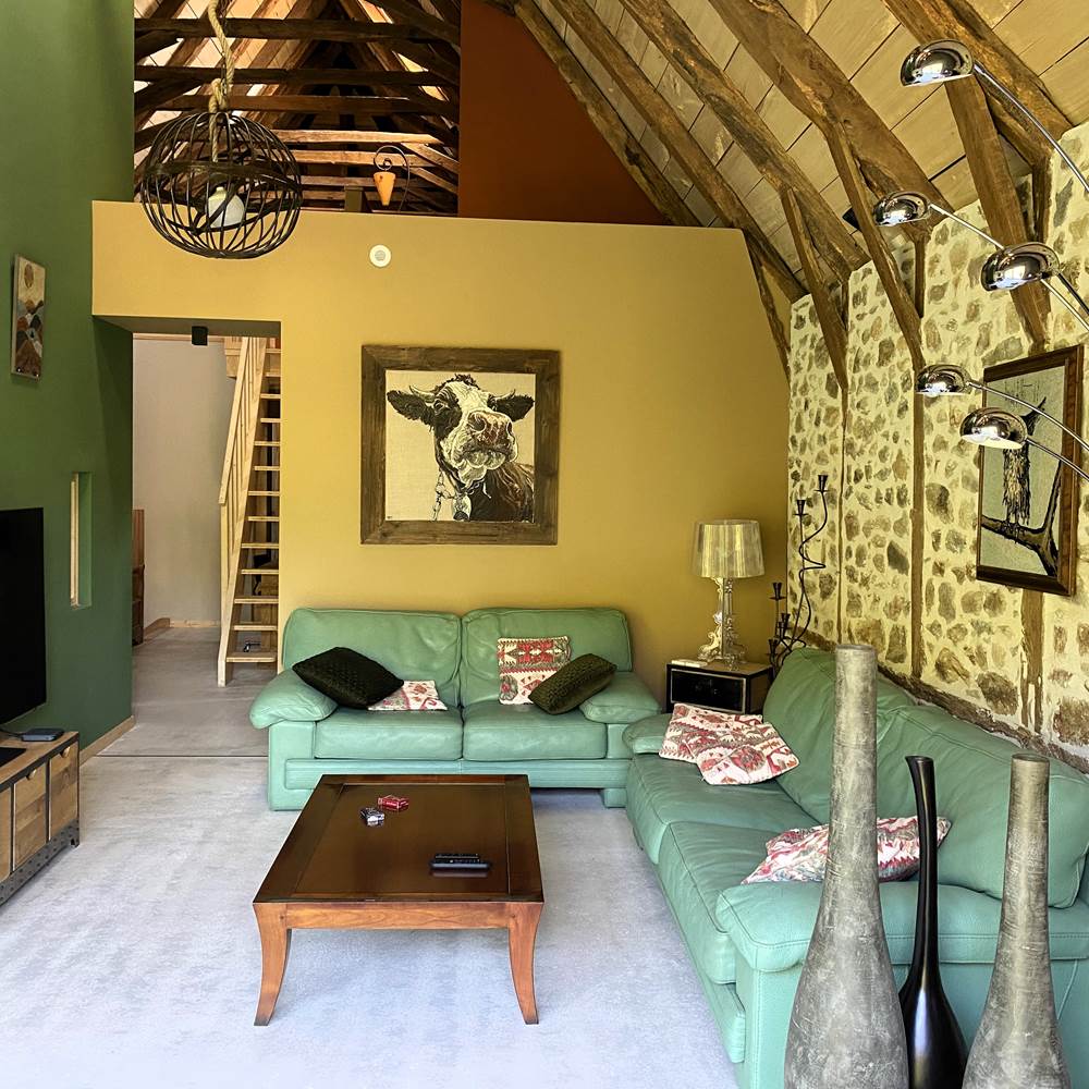 Gîte Val Souvigne_Salon Cathédrale_2-presta