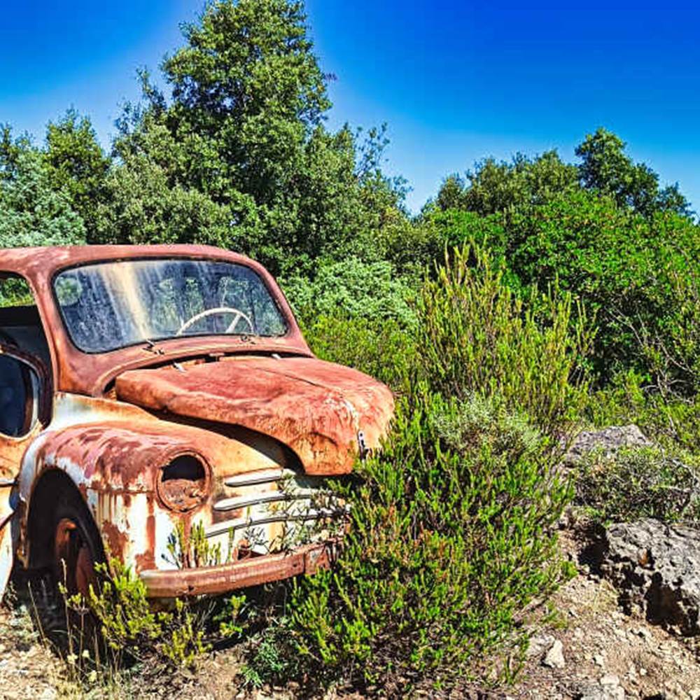 Epave auto Causse-de-la-Selle-presta