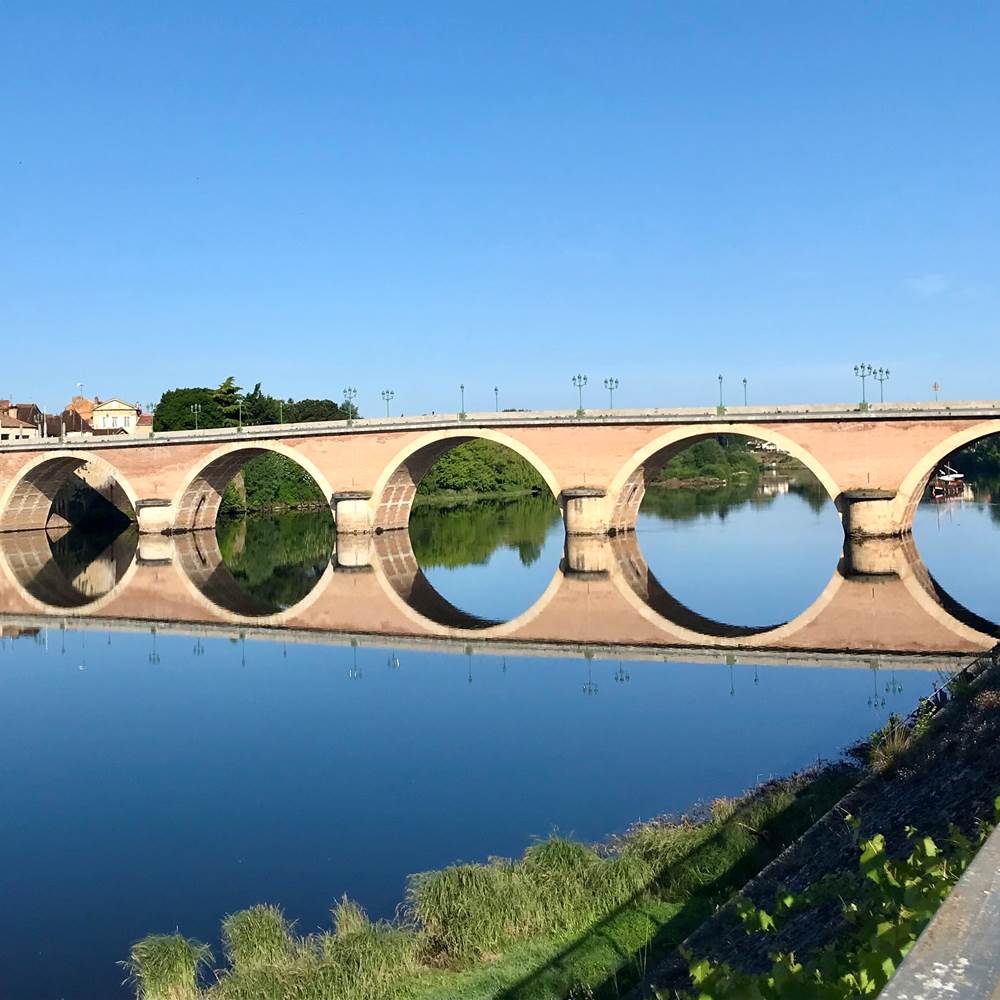 #cyrano #bergerac #perigord #dordogne #paysdebergerac #sudouest #visiteguidee #baladesguideesdecamille #tourisme #patrimoine #histoire #anecdotes #gastronomie #france #dordogneperigordtourisme #visitfrance #visitdordogne #perigordpourpre-presta