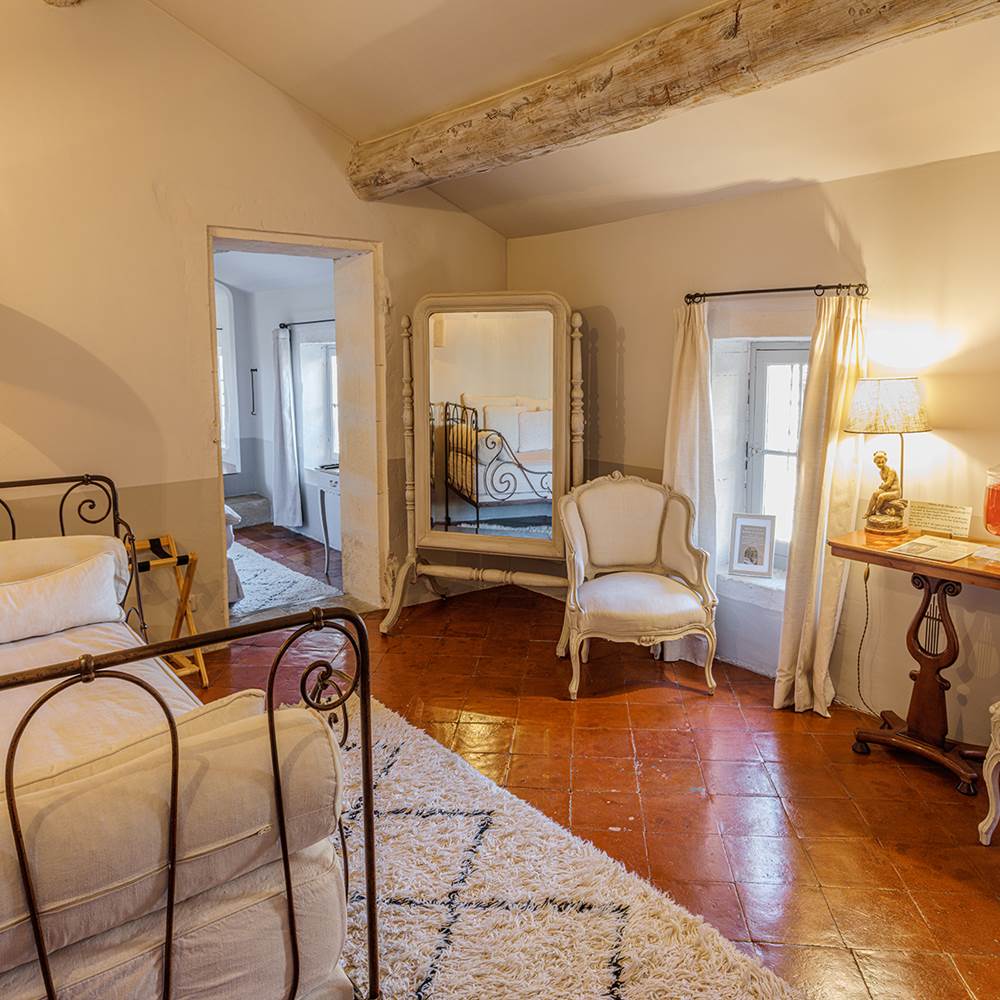 Suite Ivoire Salon-gallery