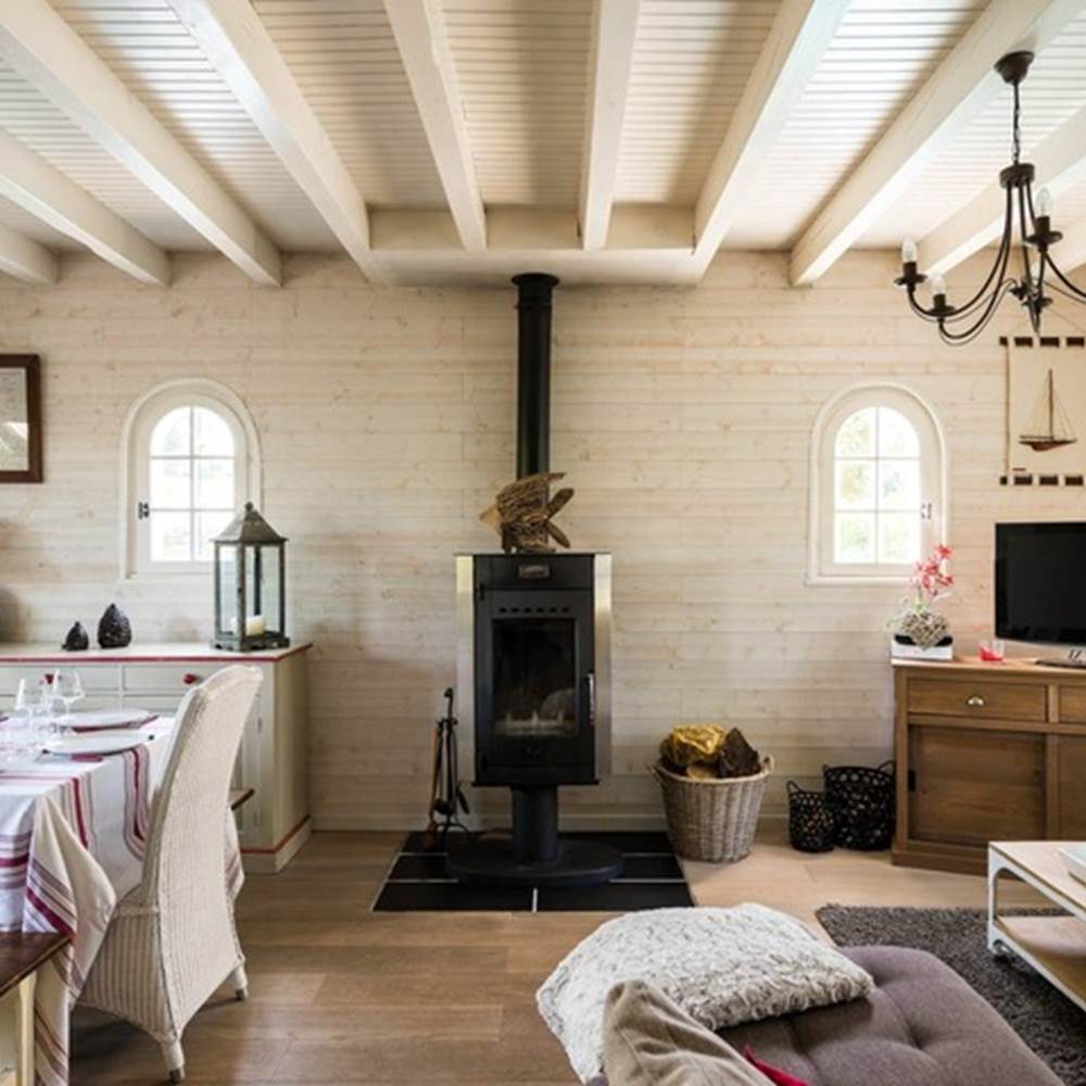 poele-a-bois-villa-cap-ferret-confort-chaleureux-location.jpg-gallery