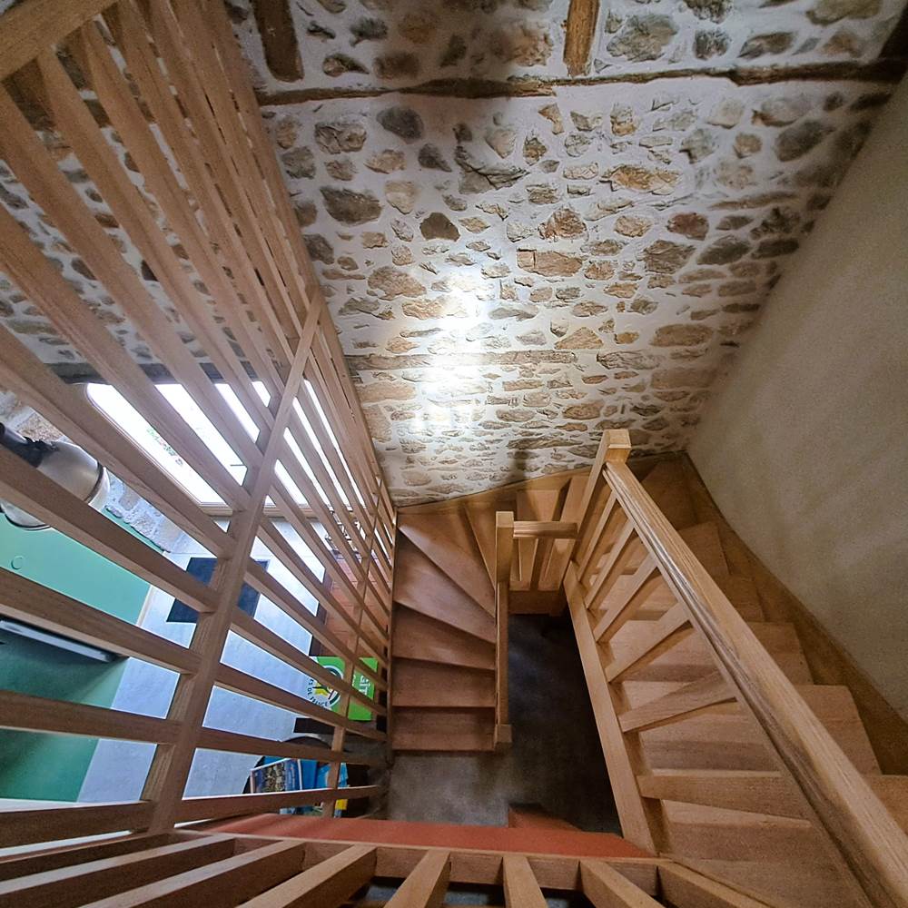 Gîte Val Souvigne_Hall Etage_Coin Bureau_4-presta