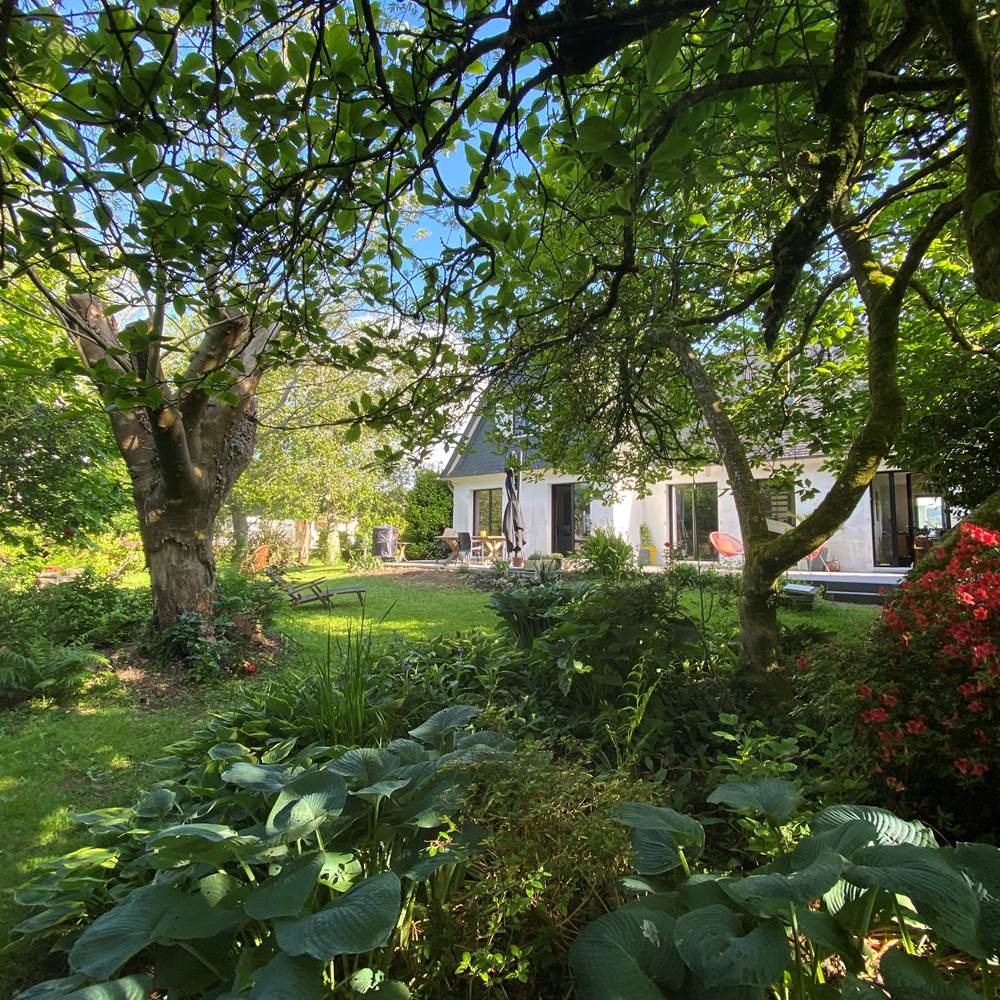 Au coeur du village de Plogonnec....un havre de paix et de nature-gallery
