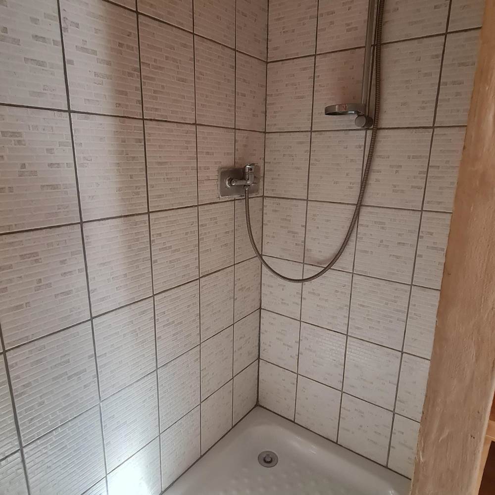 Pierre et bois - douche-presta