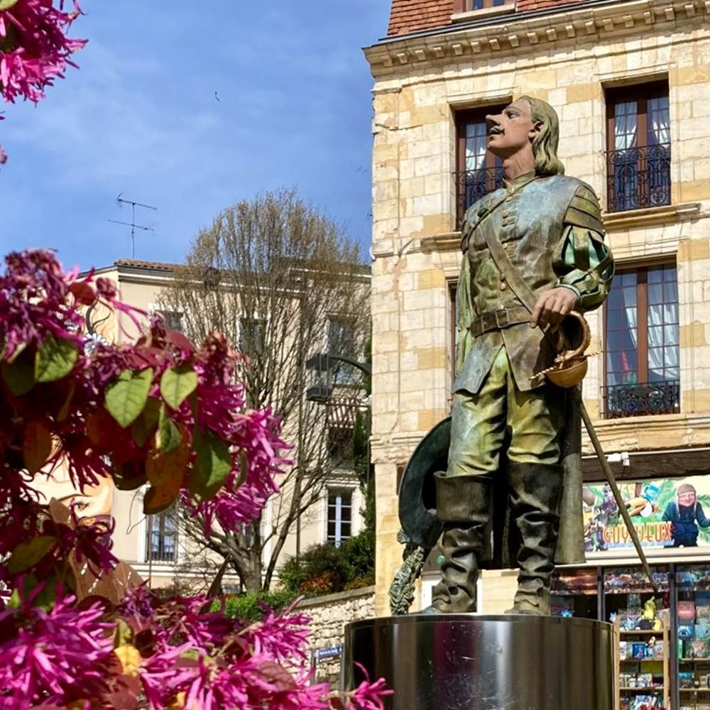 #cyrano #bergerac #perigord #dordogne #paysdebergerac #sudouest #visiteguidee #baladesguideesdecamille #tourisme #patrimoine #histoire #anecdotes #gastronomie #france #dordogneperigordtourisme #visitfrance  #visitdordogne-presta