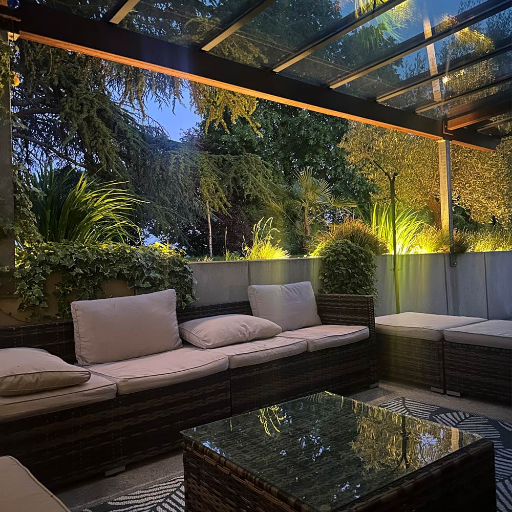 Possibilité de réserver et privatiser l'espace zen avec SPA Nordique ,une terrasse avec un supplément.-presta