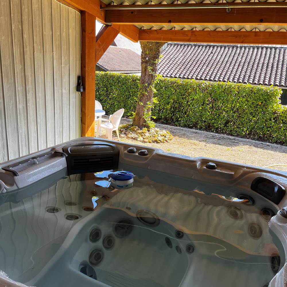 jacuzzi exterieur-presta