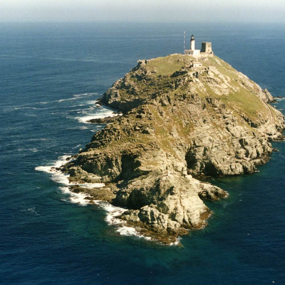 RESERVE NATURELLE DE L'ÎLE DE LA GIRAGLIA-presta