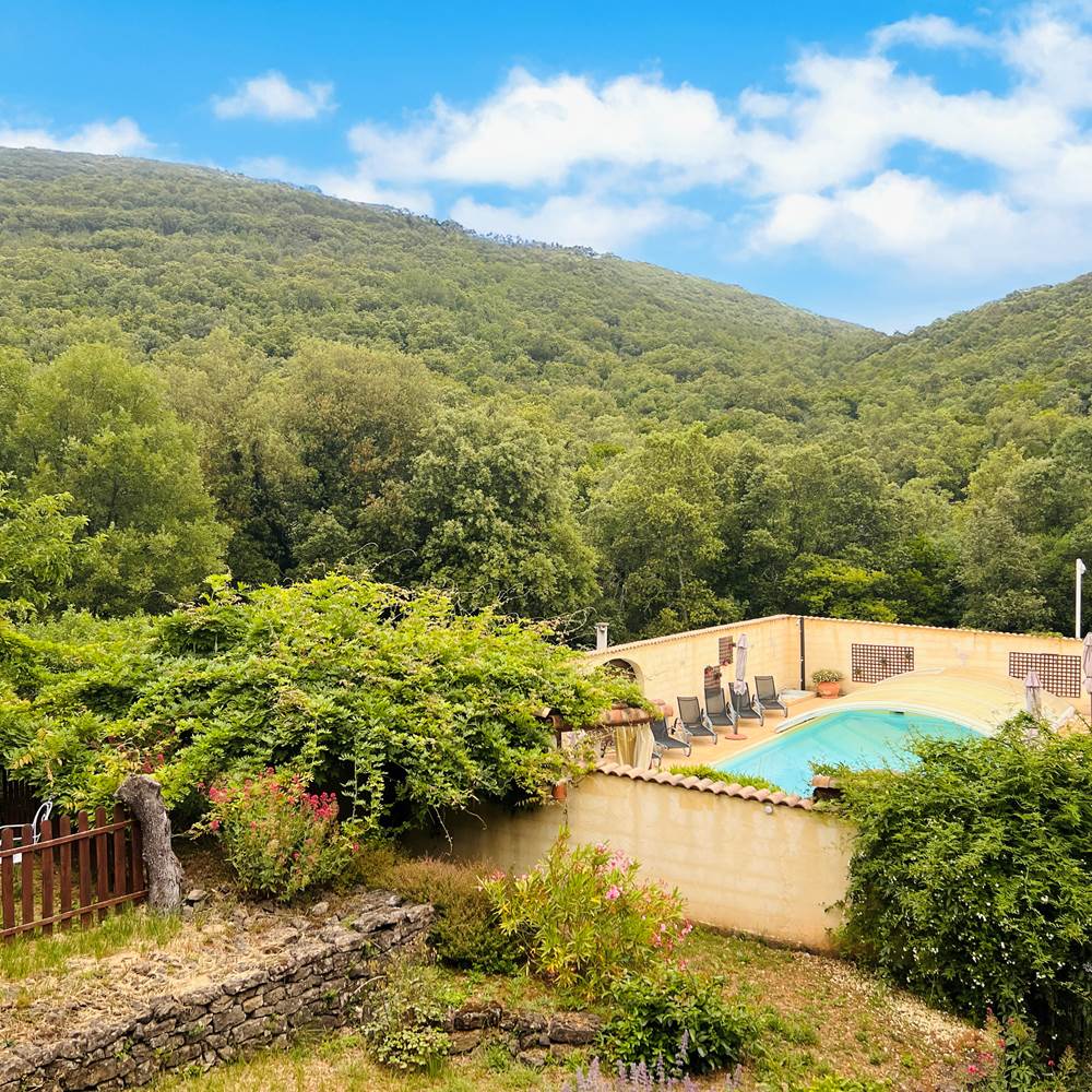 Piscine vue d'en haut