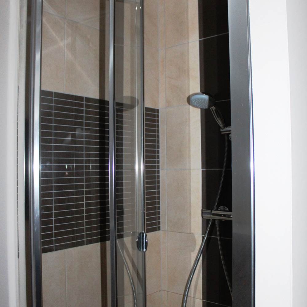 Douche chambre St Malo-presta
