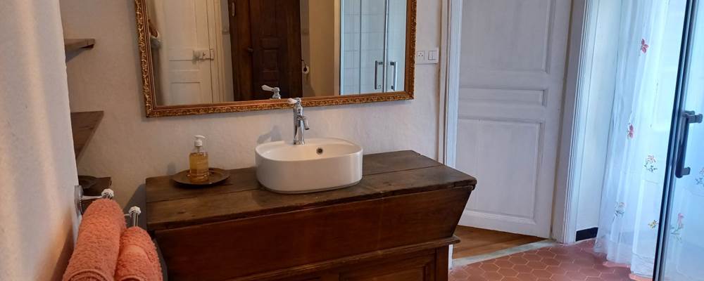 la salle de bain privative