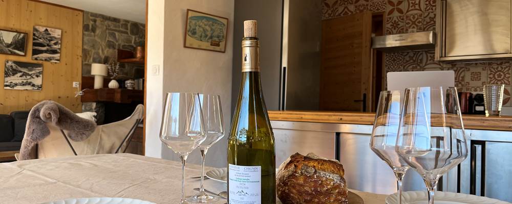 Une vraie table à manger pour la convivialité