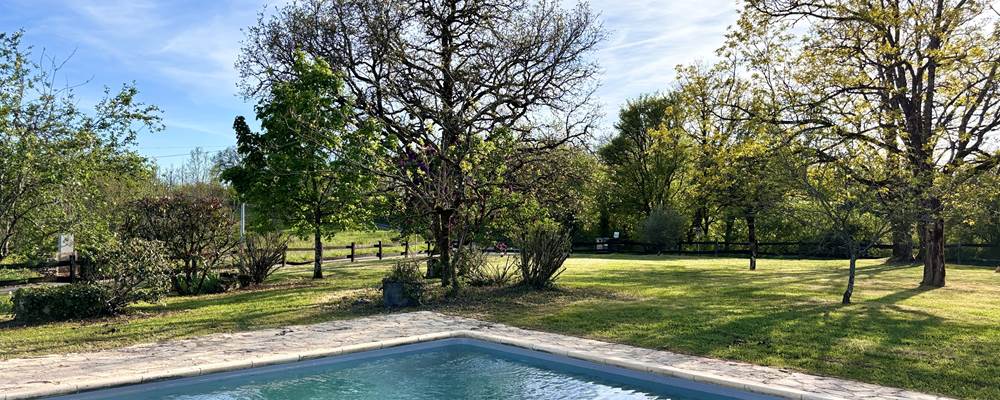 Gîte Enjoy a Lot - Piscine Jardin