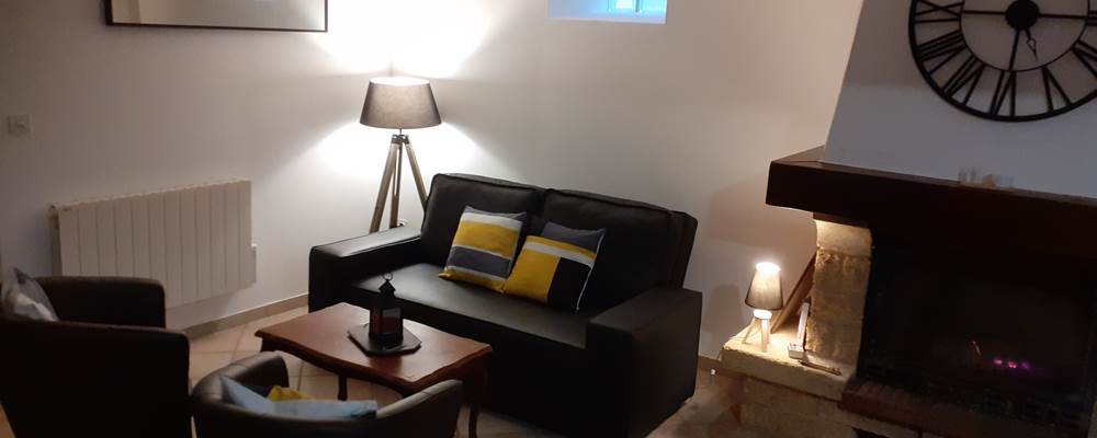 COIN SEJOUR AVEC CANAPE LIT