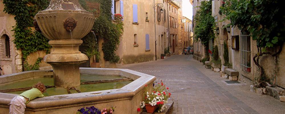 Les ruelles de Venasque