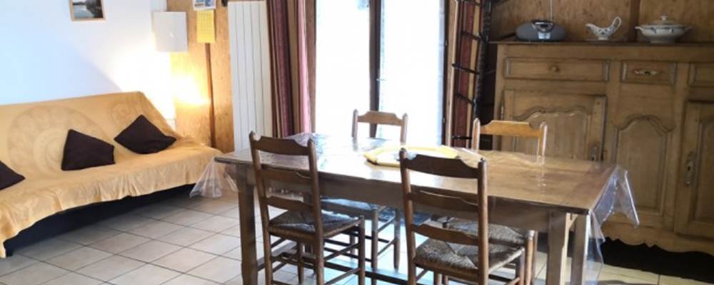gite salon 4