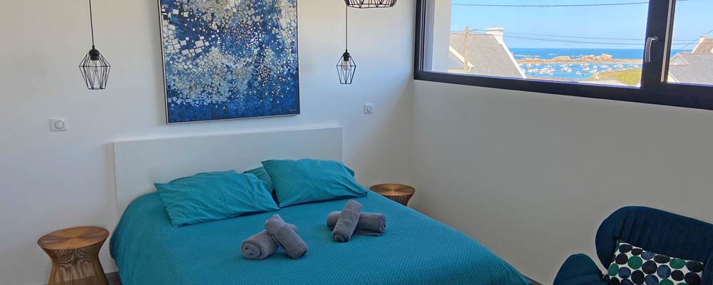 Chambre à l'étage avec vue mer