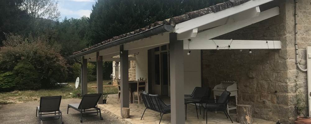 Bergerie en bord d'Aveyron