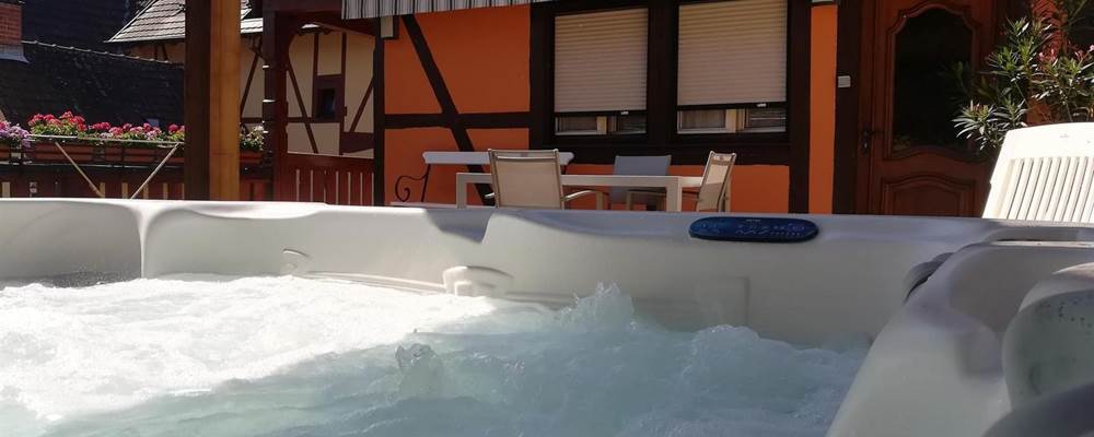 GITE VIGNOBLE ALSACE KAYSERSBERG Jacuzzi